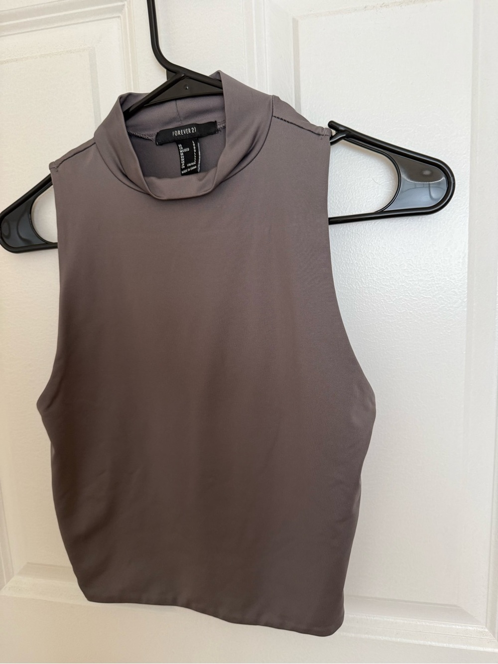 Forever 21 Mock Neck Sleeveless Tank Top - Taupe Gray